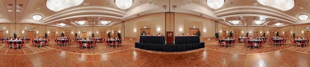 Hilton Los Angeles North Glendale & Executive Meeting Center - photo 31