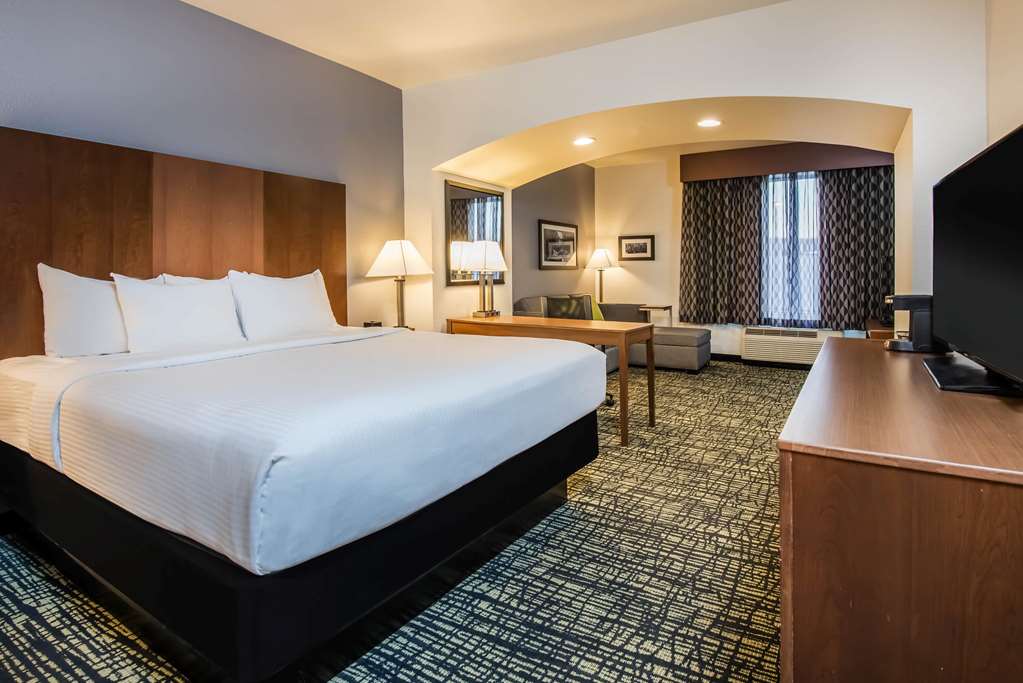 La Quinta Inn & Suites by Wyndham Morgantown - photo 29