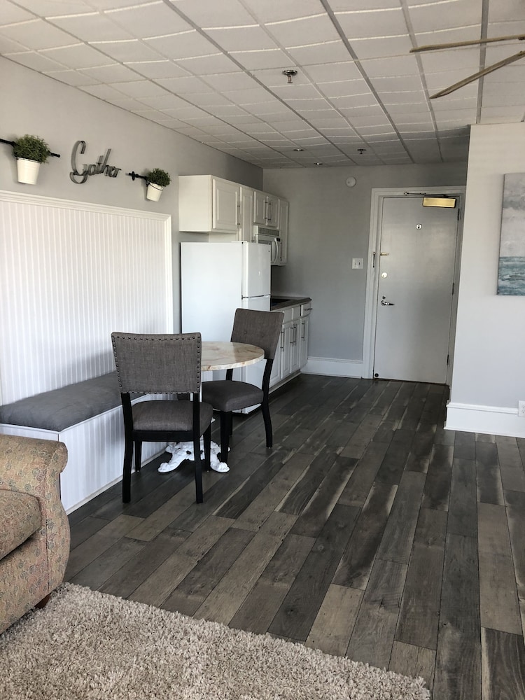 Ocean Manor Inn - photo 31