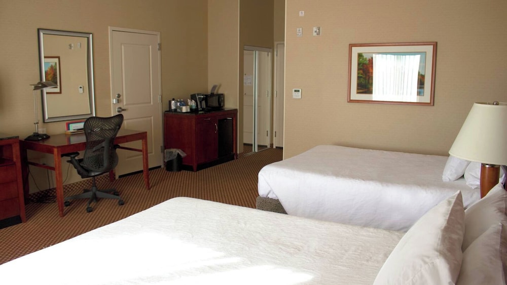 Hilton Garden Inn Laramie - photo 21
