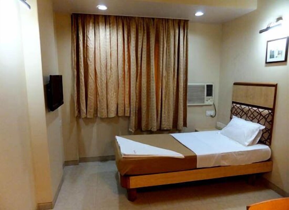Konark Inn — Navi Mumbai — photo 4
