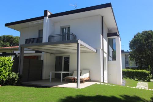 Villa Vela Deluxe — 4-Star Luxury Hotel in Lignano Sabbiadoro, Italy