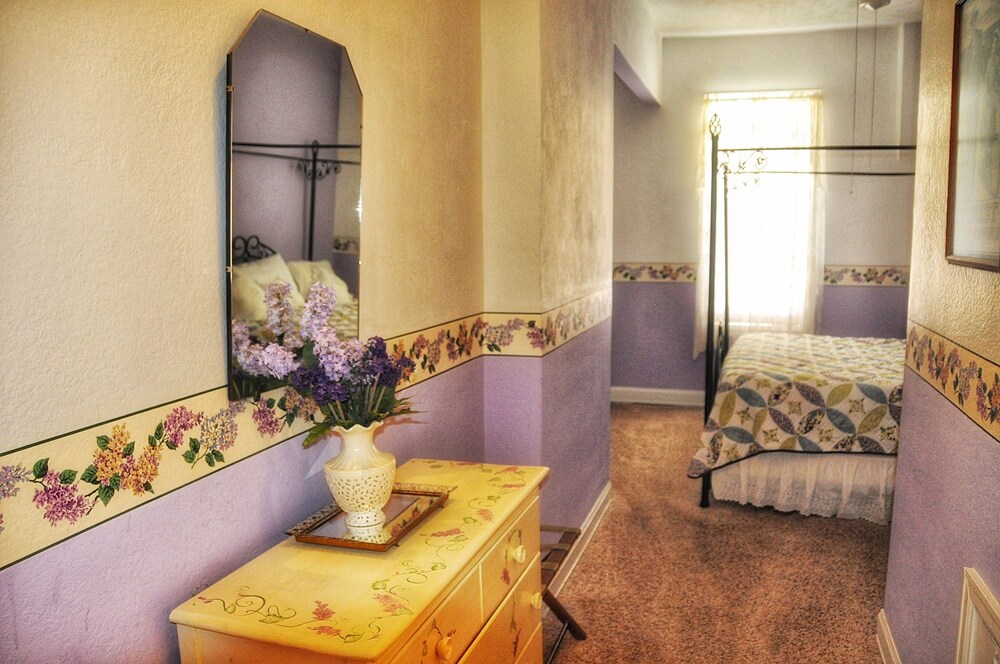 La Plaza Inn - photo 30