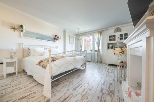 Vintage Lounge studio by the sea in Liepaja — 4-Star Luxury Hotel in Liepaja, Latvia