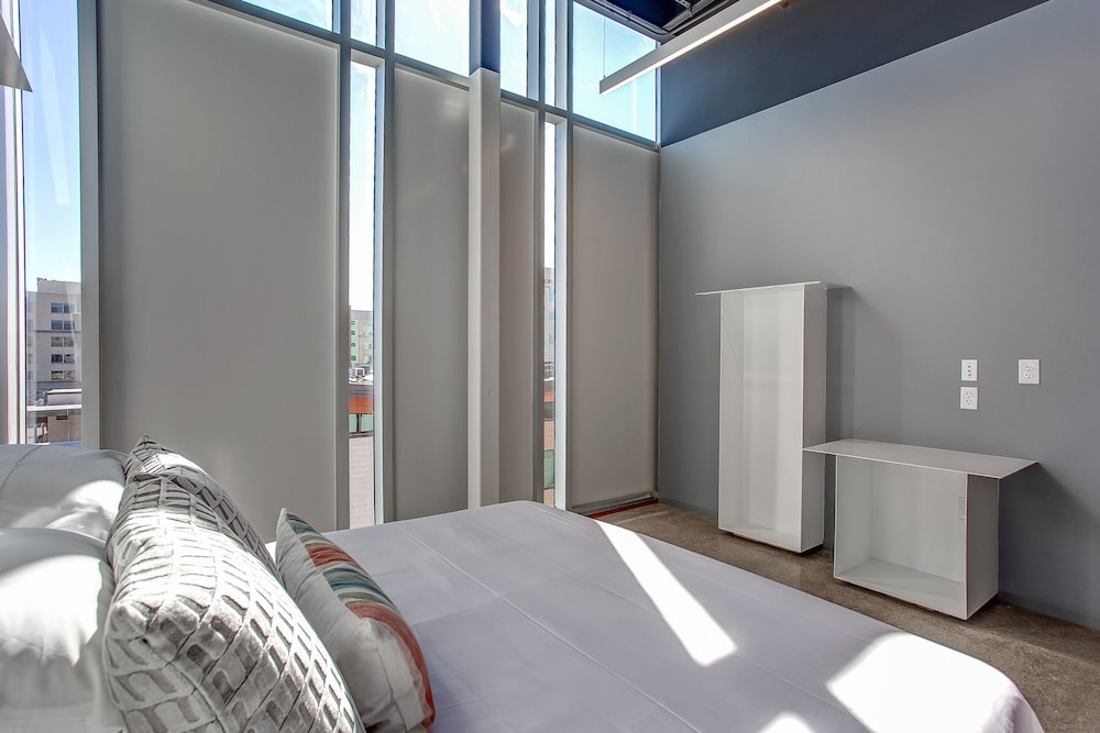 Hotel Revel - photo 12