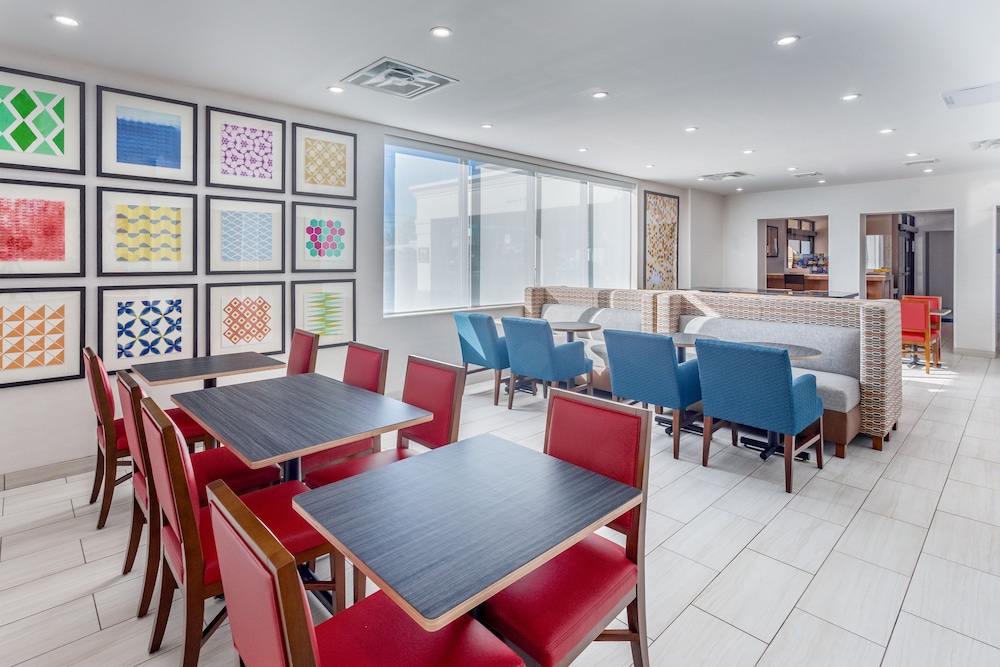 Holiday Inn Express Ramsey Mahwah by IHG - photo 17