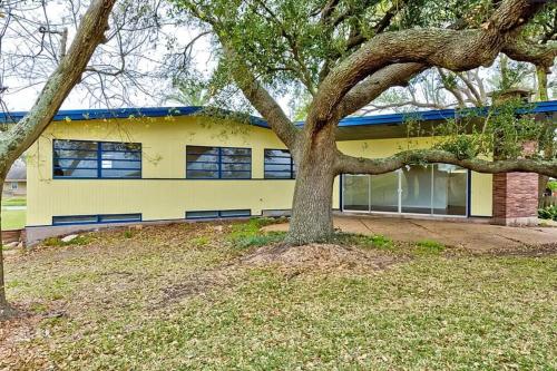 Perfect Port Arthur Getaway — 4-Star Luxury Hotel in Port Arthur, United States