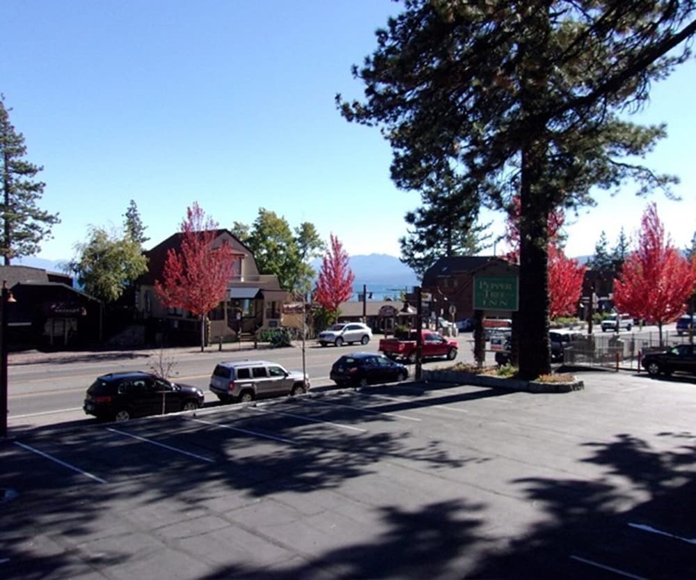 Pepper Tree Inn - photo 18