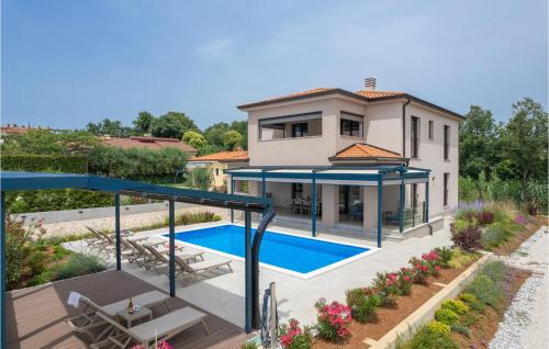 4 Bedroom Amazing Home In Kadumi — 5-Star Luxury Hotel in Porec, Croatia