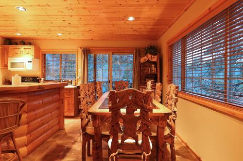 Summit Ski Inn Ski Out - photo 12