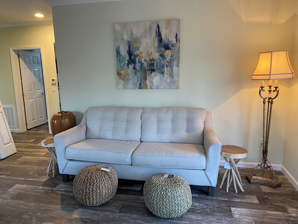 Swan Lake Resort Rentals - photo 119