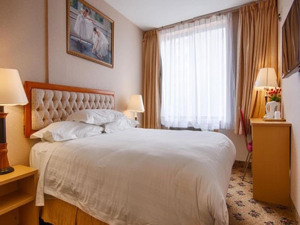 Flushing Hotel - photo 21