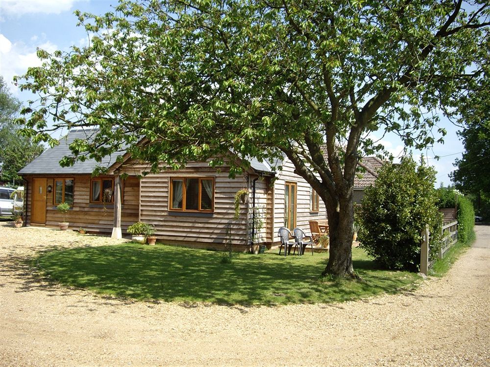 Woodpeckers Bed & Breakfast — 4-Star Luxury Hotel in Romsey, United Kingdom