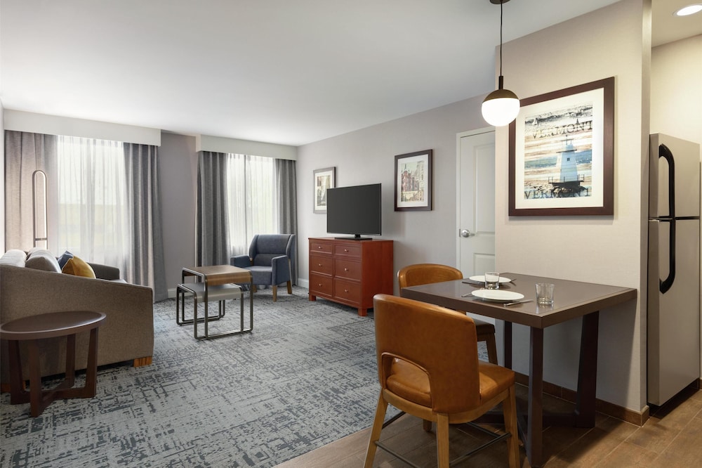 Homewood Suites by Hilton Burlington - photo 20
