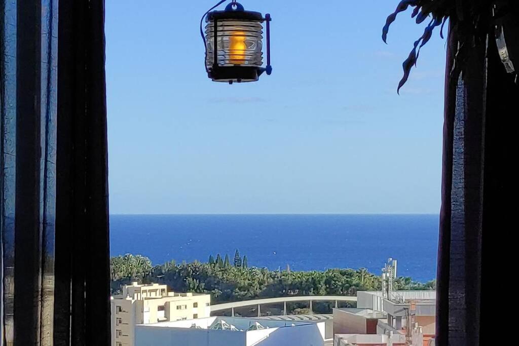 Apartamento Bien Situado Buenas Conexiones — 4-Star Luxury Hotel in Santa Cruz De Tenerife, Spain