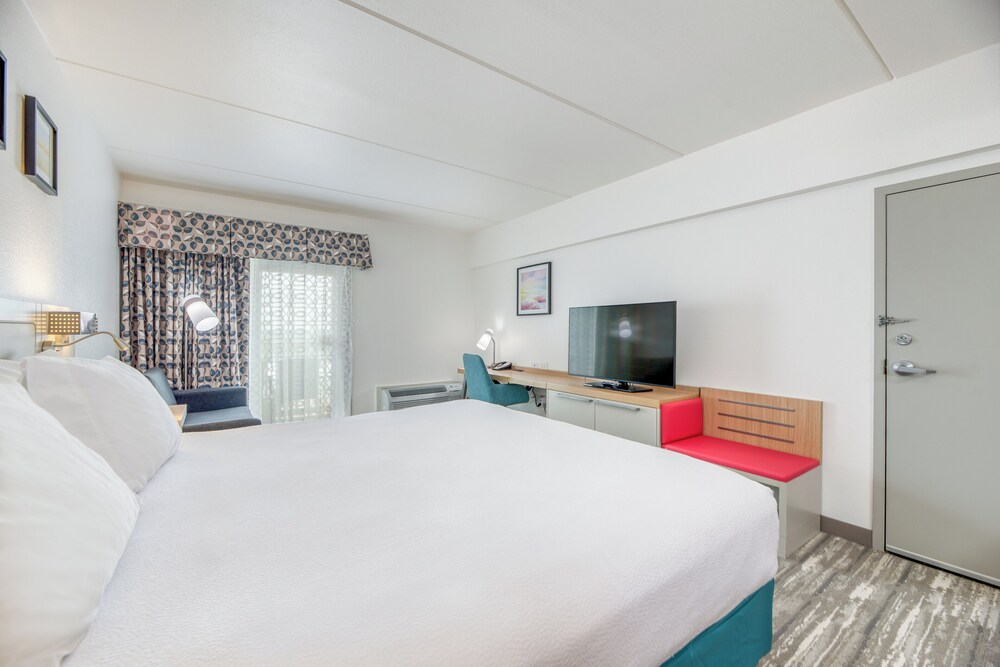Hilton Garden Inn Outer Banks Kitty Hawk - photo 23