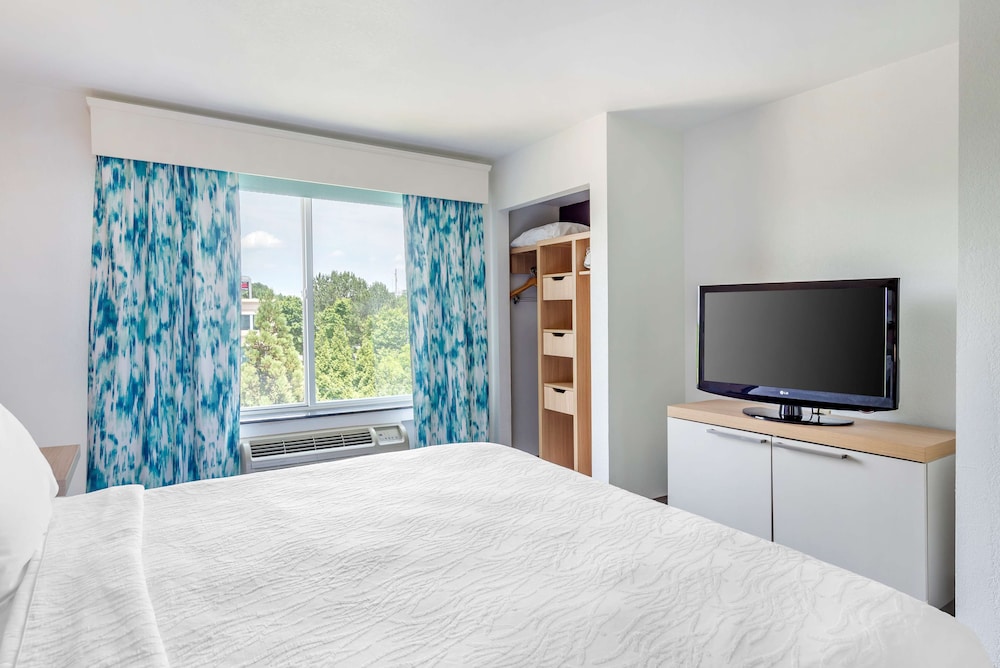 Hilton Garden Inn Atlanta NE Gwinnett Sugarloaf - photo 16
