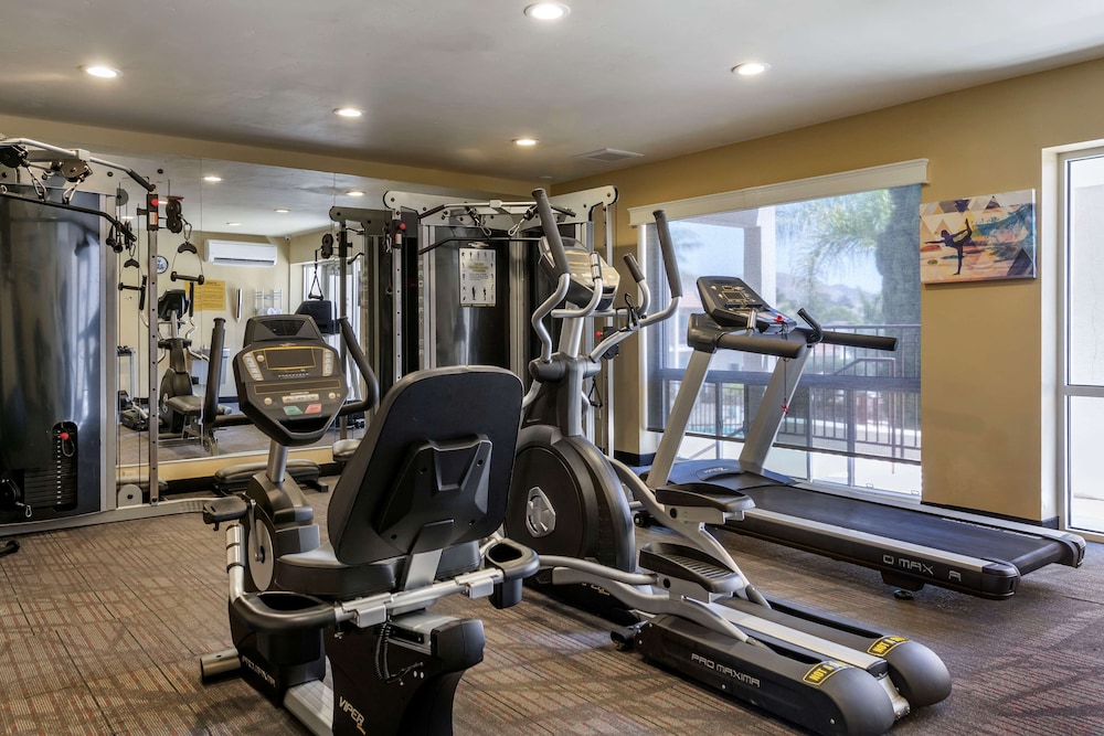 Best Western Plus Royal Oak Hotel - photo 27