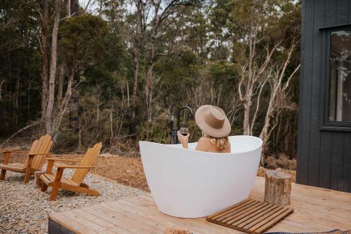 Tiny Lola - carbon neutral hotel in Unknown City
