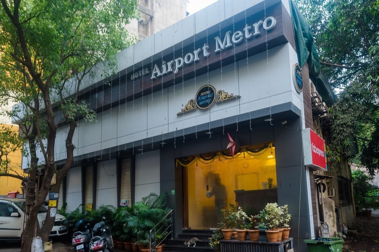 Hotel Airport Metro