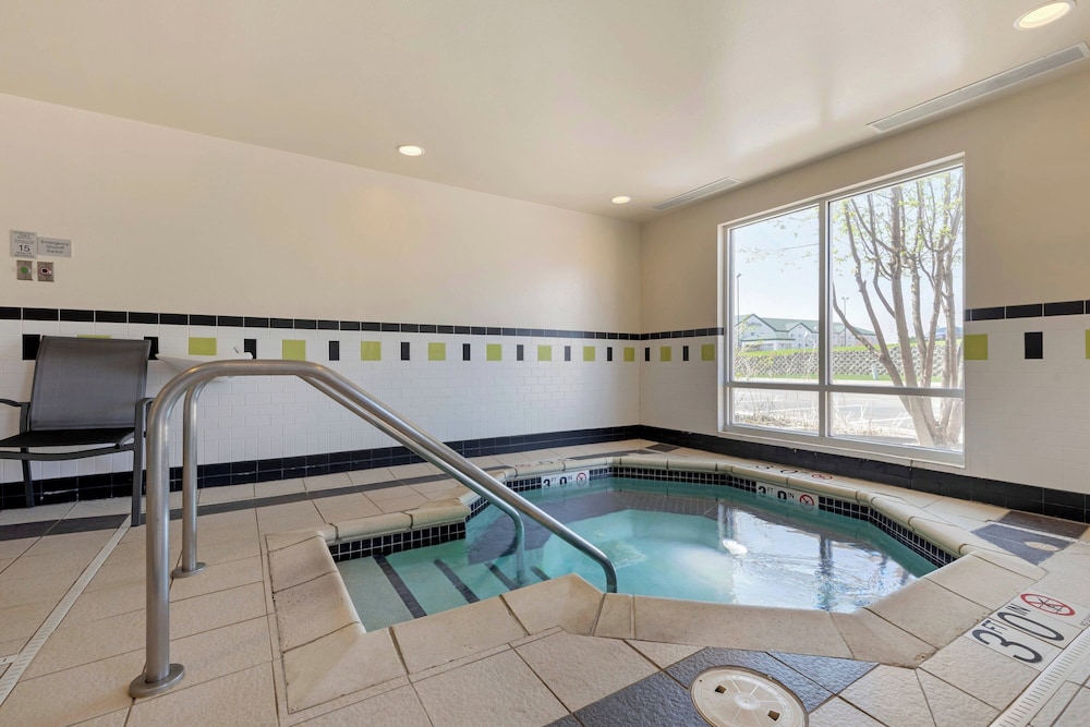 Fairfield Inn & Suites by Marriott Rockford - photo 23