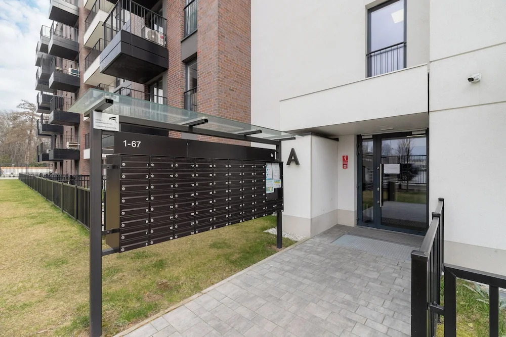 GO Apartments Studio with Balcony Rakowicka Cracow by Noclegi Renters — 4-Star Luxury Hotel in Krakow, Poland
