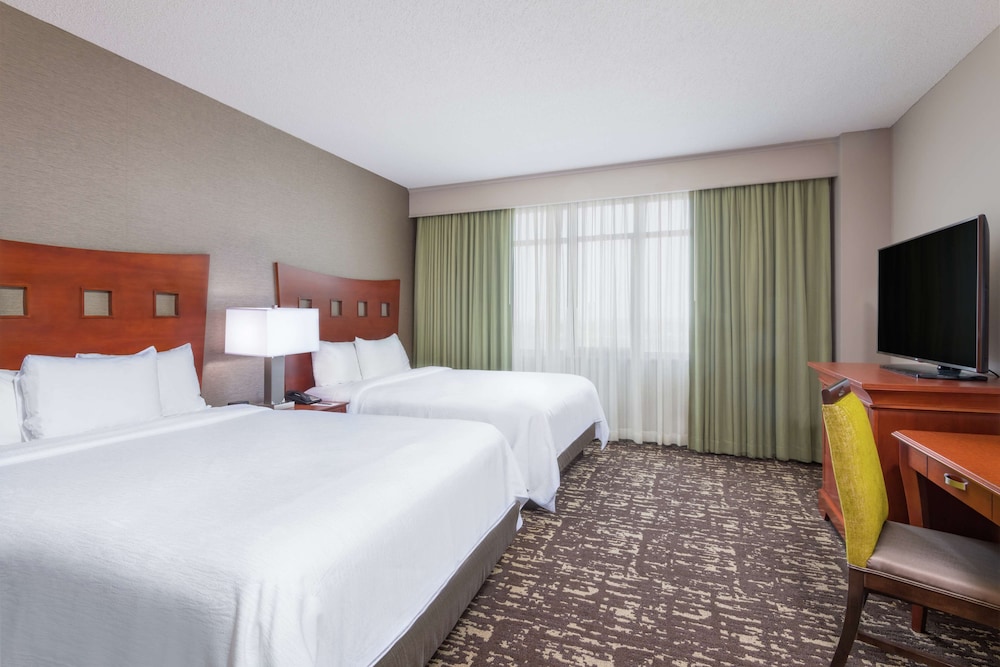 Embassy Suites by Hilton St. Louis St. Charles - photo 11