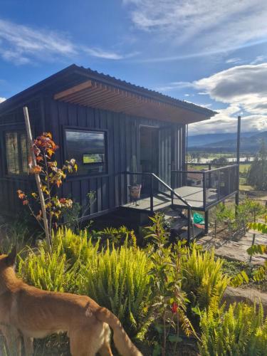 Vive Rela Tiny Houses - carbon neutral hotel in Nemocon