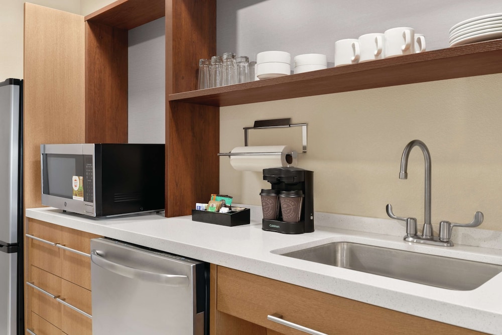 Home2 Suites by Hilton Lancaster - photo 21