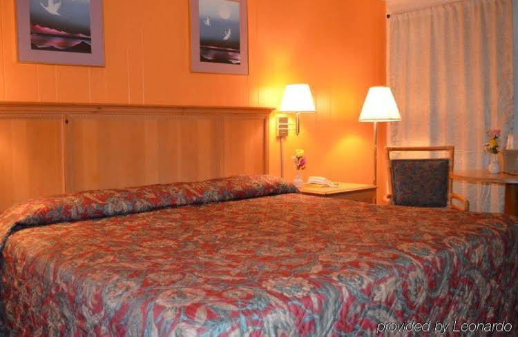 Knights Inn Bluefield - photo 32