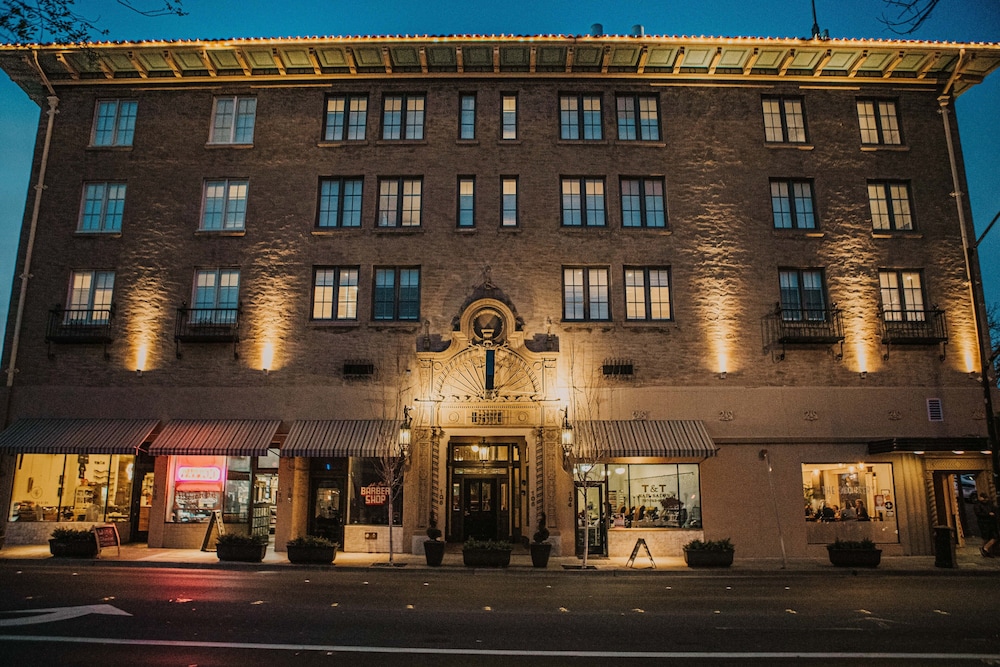 Hotel Petaluma Tapestry Collection by Hilton - photo 33