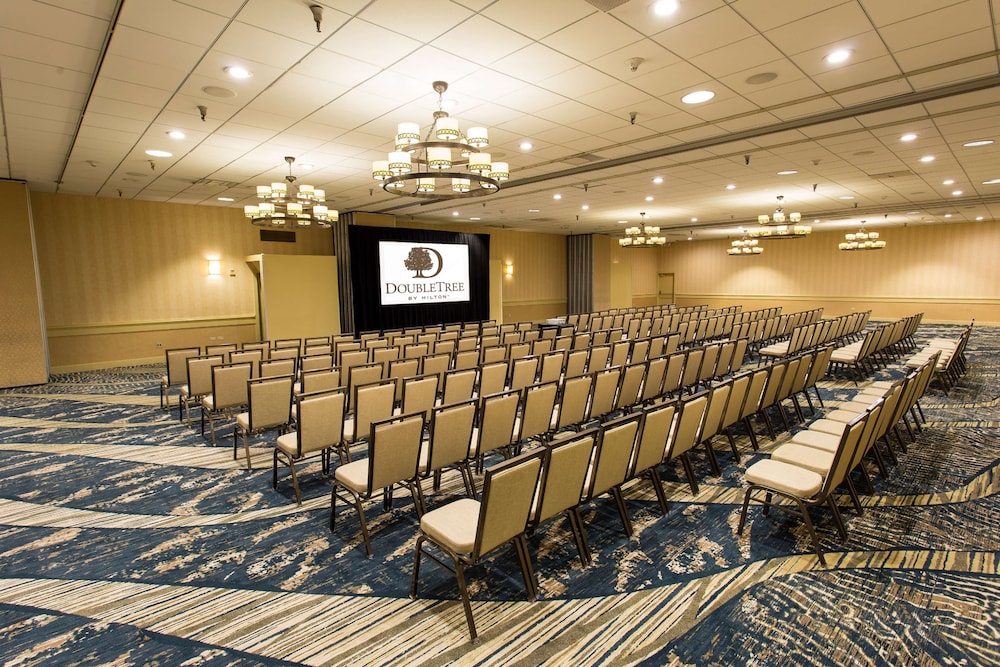 DoubleTree by Hilton Hotel Berkeley Marina - photo 74