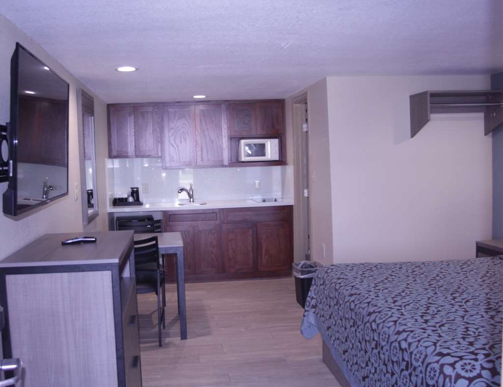 Americas Best Value Inn Port Aransas - photo 8