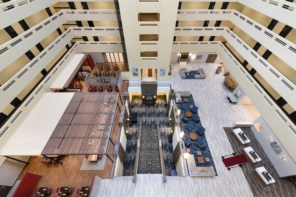 Holiday Inn Denver East Stapleton — hotel in Denver