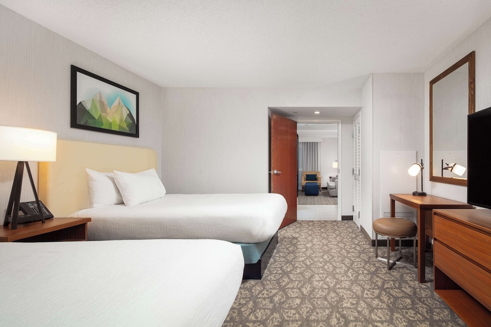 Embassy Suites by Hilton Portland Airport - photo 14