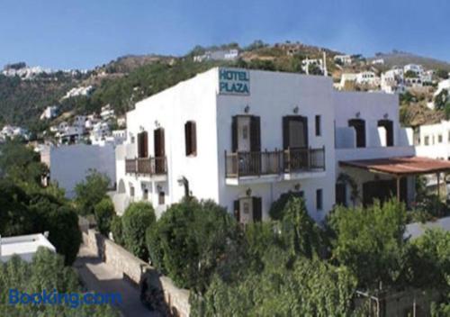 Plaza Hotel — hotel in Skala