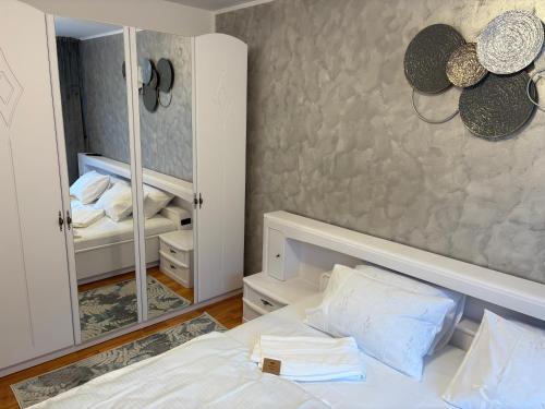 Apartament S 22 — Roman — photo 2