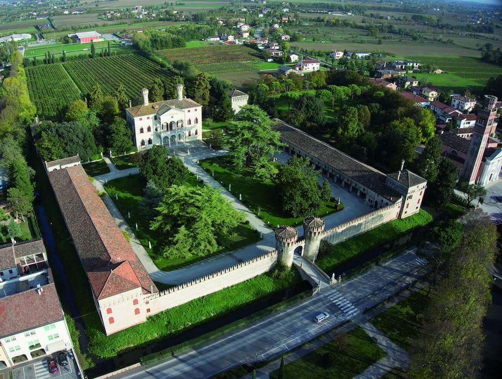 Castello di Roncade — hotel in Roncade