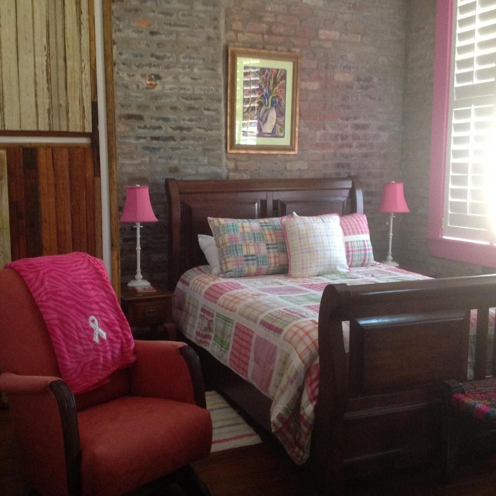 The Main Street Hotel - photo 22