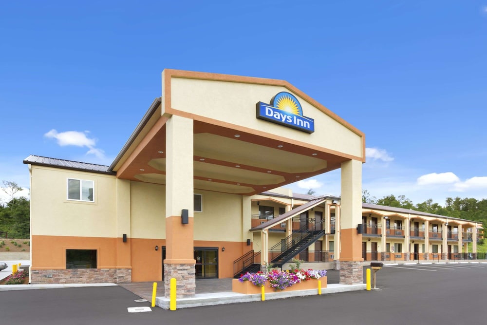 Days Inn by Wyndham Fultondale - photo 18