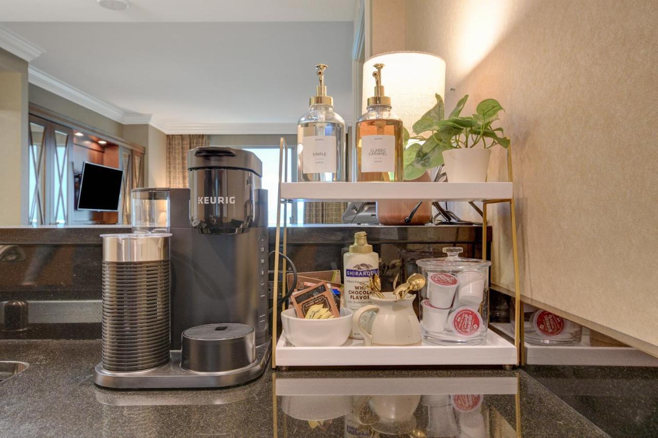 Luxe 1br 2bth Suite MGM Signature Balcony