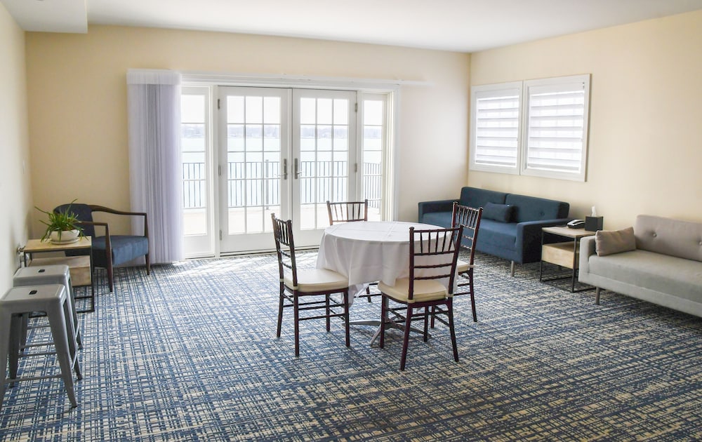 The St. Clair Inn - photo 118