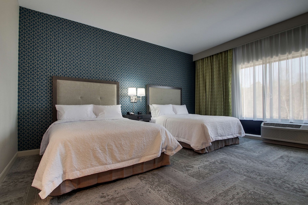Hampton Inn & Suites Knightdale Raleigh - photo 17