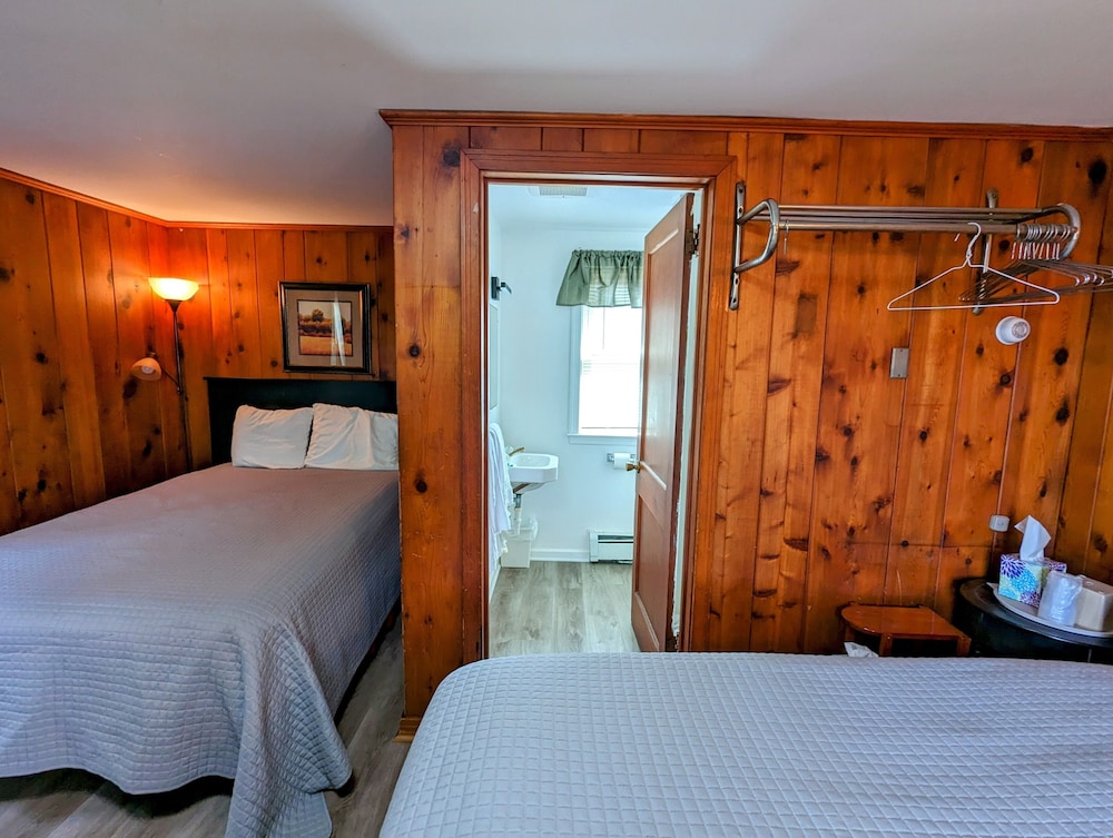 Riverside Motel - photo 55