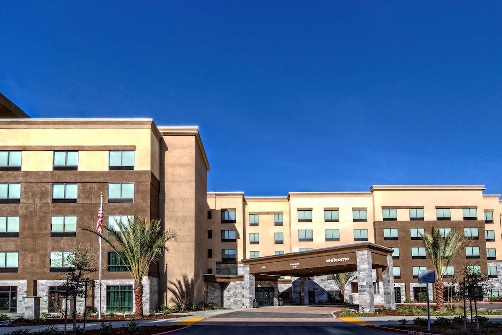 Hampton Inn & Suites San Jose Airport - photo 24