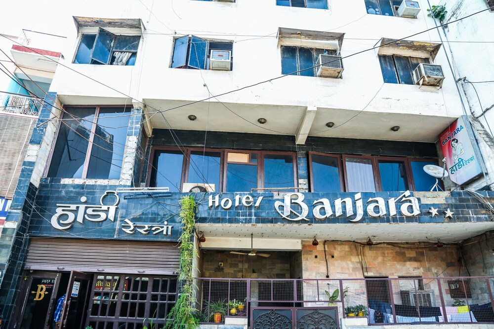 Oyo 16947 Hotel Banjara — Gwalior