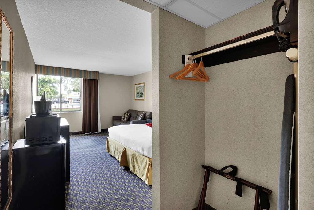 Ramada by Wyndham Jacksonville I 95 by Butler Blvd - photo 65