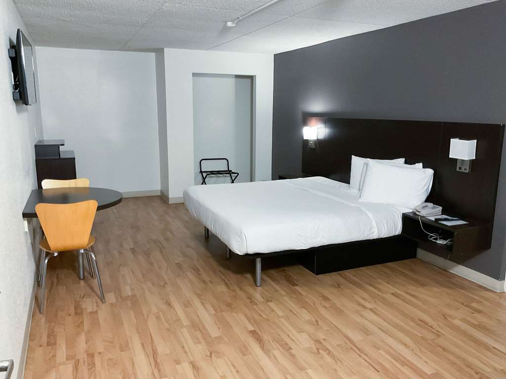 Motel 6 Columbus GA Downtown - photo 11