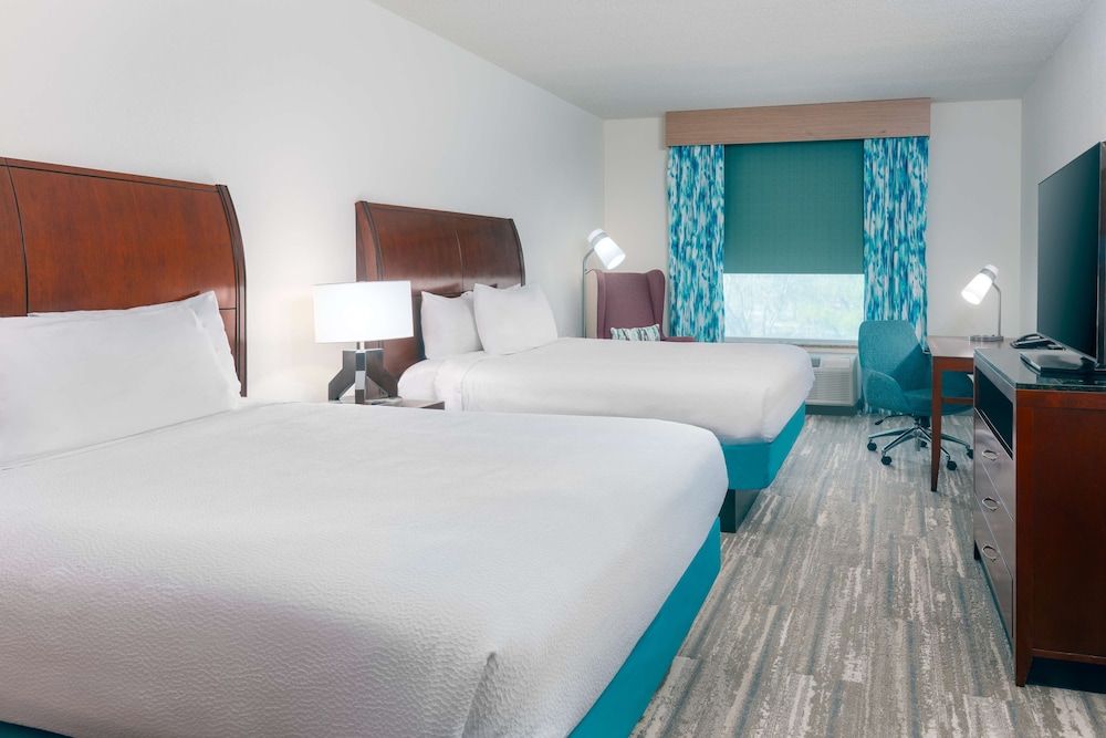 Hilton Garden Inn Tampa Riverview Brandon - photo 10
