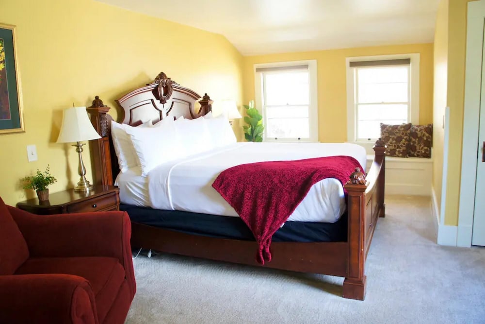 Avenue Hotel Bed & Breakfast - photo 44